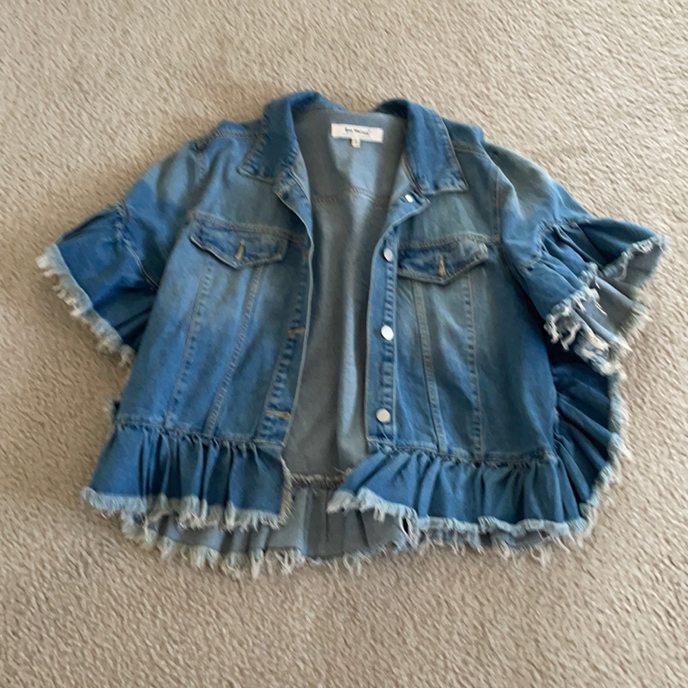 Detailed Jean jacket